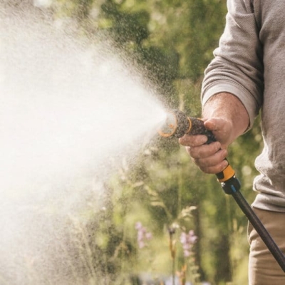 PISTOLET SPRYSKUJĄCY ZRASZACZ OGRODOWY Fiskars 1052183