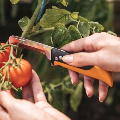 Nóż uniwersalny ogrodowy warzyw ziół K80 Fiskars